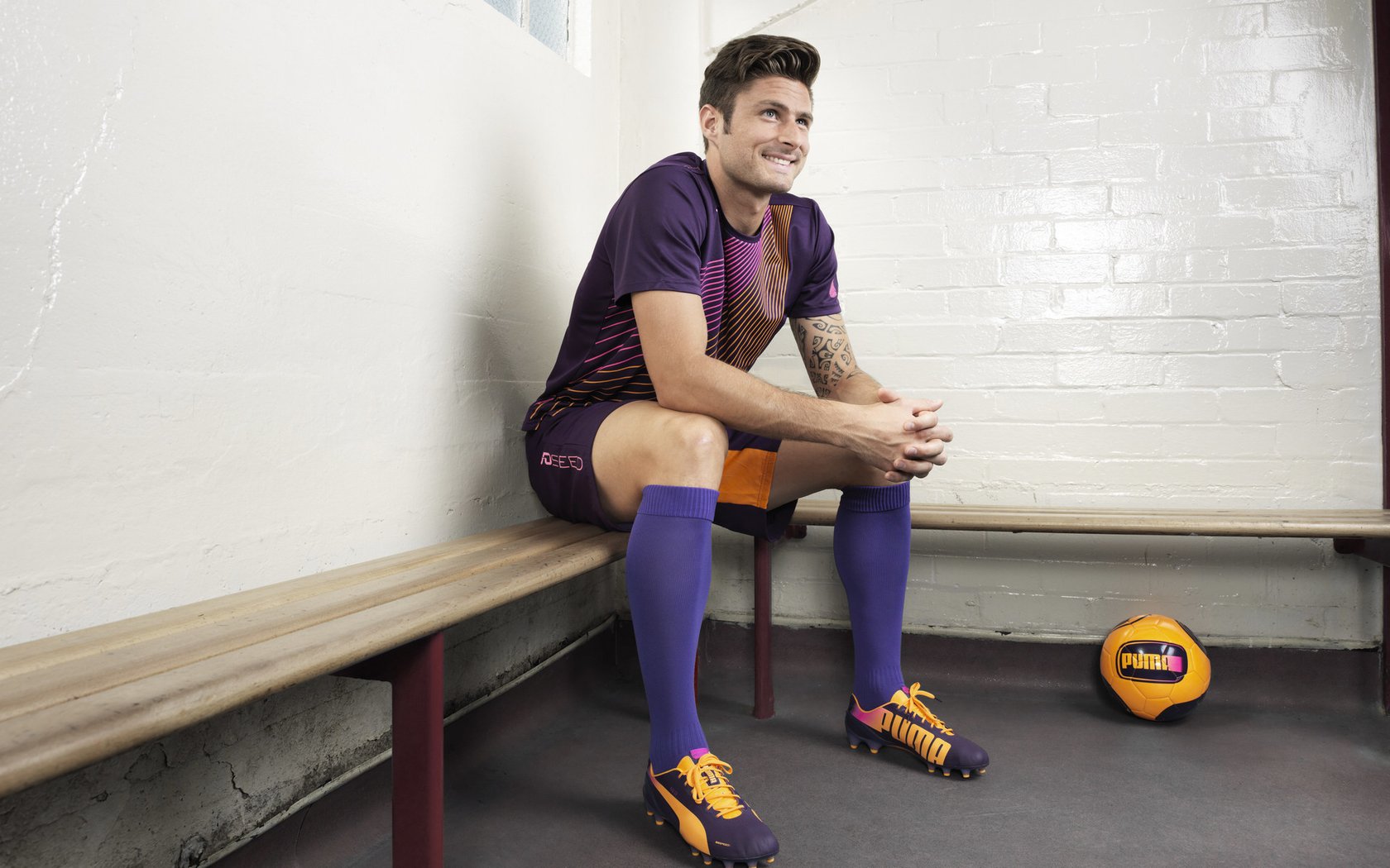 奥预赛中国足球爆冷 球迷呼吁战术革新，奥预赛男足